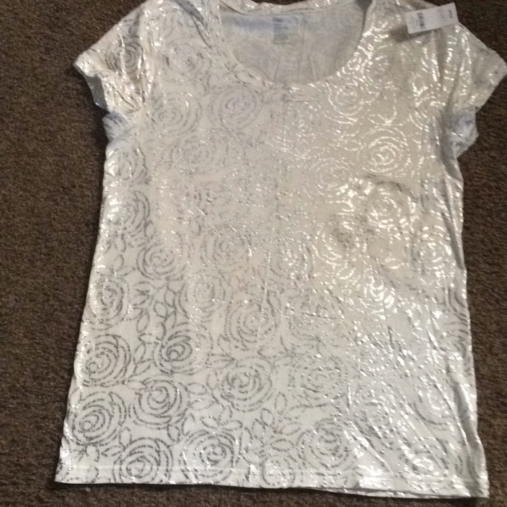 Women’s shirt